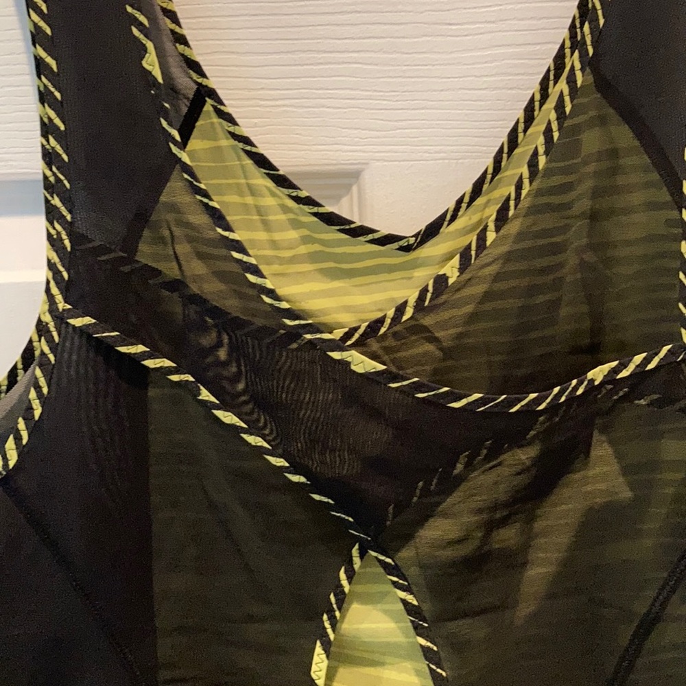 Lululemon Tank - Picture 3 of 8